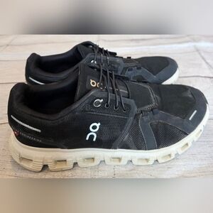 On Running Cloud 6 Black Size Men's 7.5 Or Women's Size 9 Running Active Gym